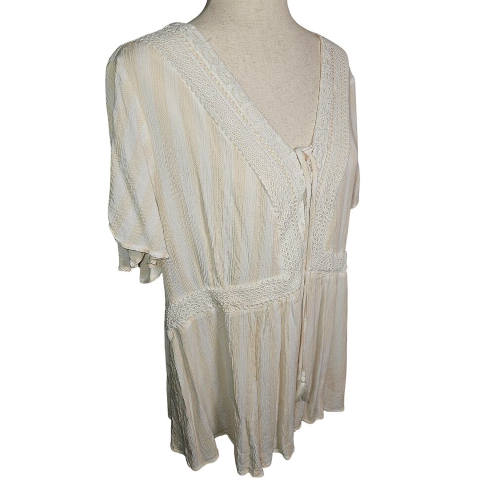 Torrid Size 0 Cream Crochet, Lace, Striped, V-Neck, Rayon Cotton Tunic Top Lg